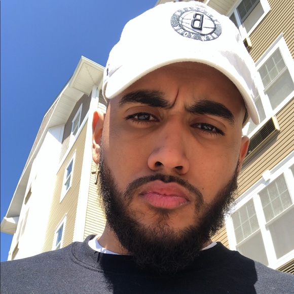 Meet your Posher, Chris - Picture 1 of 1